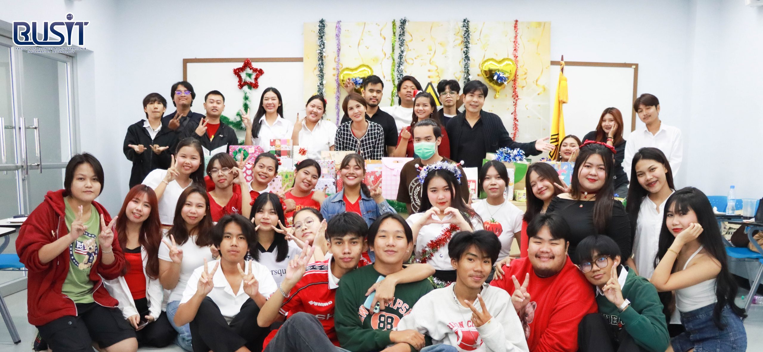 กิจกรรมวันคริสต์มาส สาขาวิชาการตลาด วันพุธที่ 25 ธันวาคม 2567