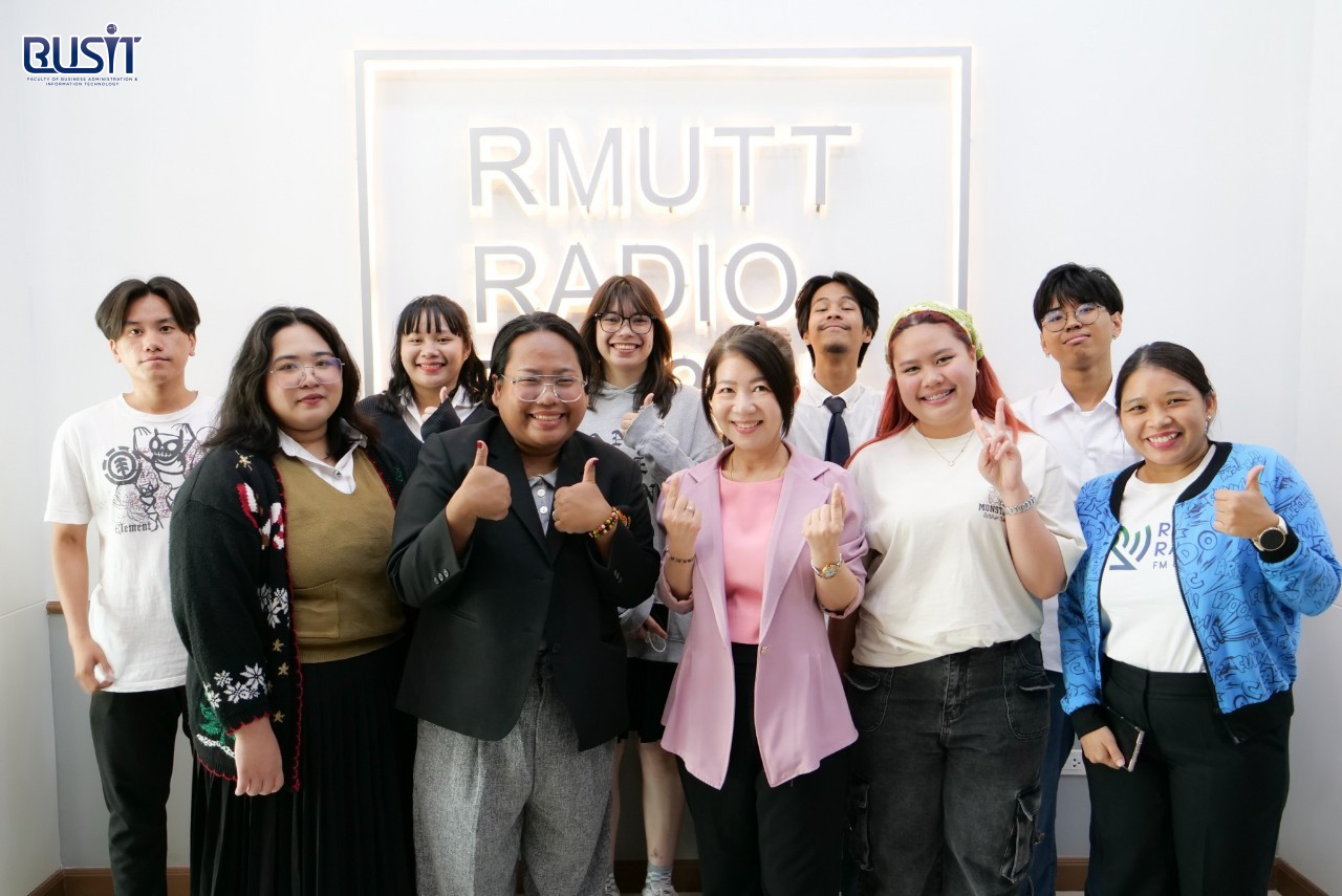 สาขาวิชานวัตกรรมการสื่อสาร เข้าศึกษาดูงานและเยี่ยมชม สถานีวิทยุ FM 89.5 MHz มทร.ธัญบุรี วันอังคารที่ 7 มกราคม 2568