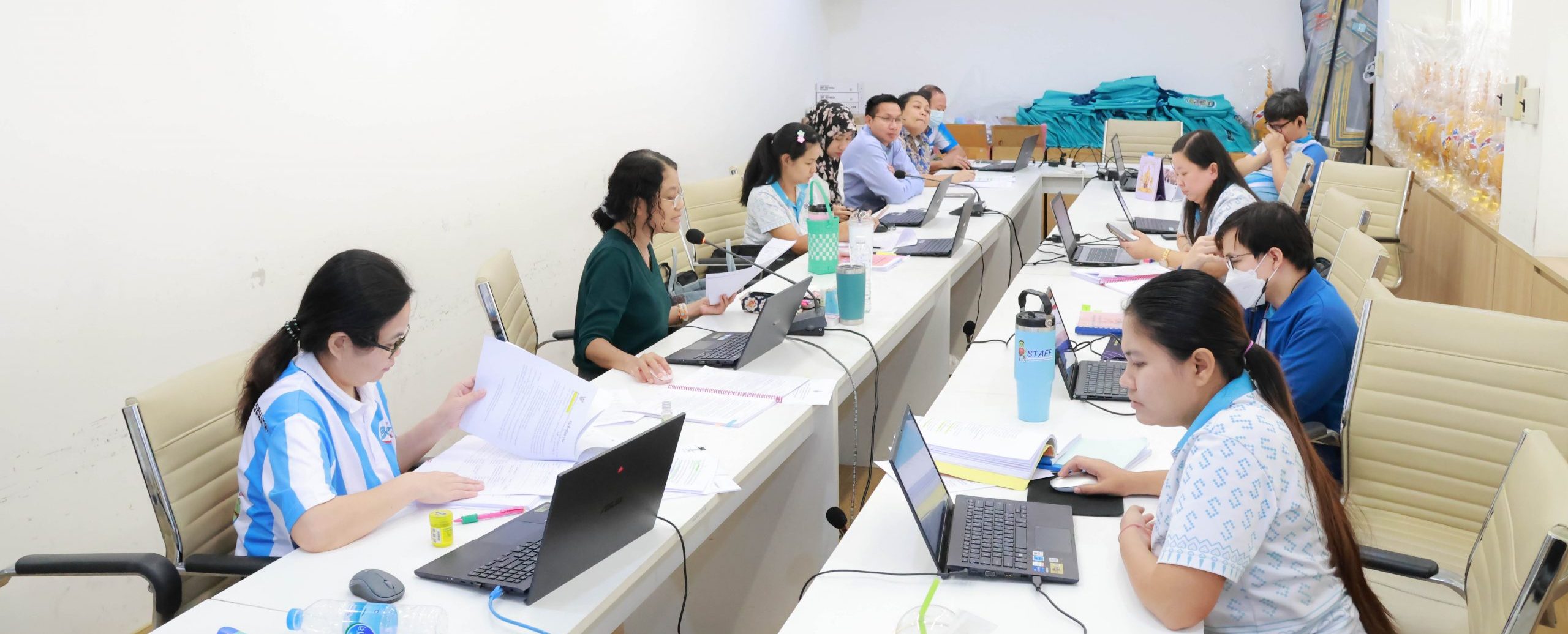 ประชุมการกำหนดค่าเป้าหมายของตัวชี้วัด EdPEx หมวด 1-7 วันพฤหัสบดีที่ 20 มีนาคม 2568 ณ ห้องประชุมประกายเพชร อาคาร 8 ชั้น 4 เขตพื้นที่จักรพงษภูวนารถ