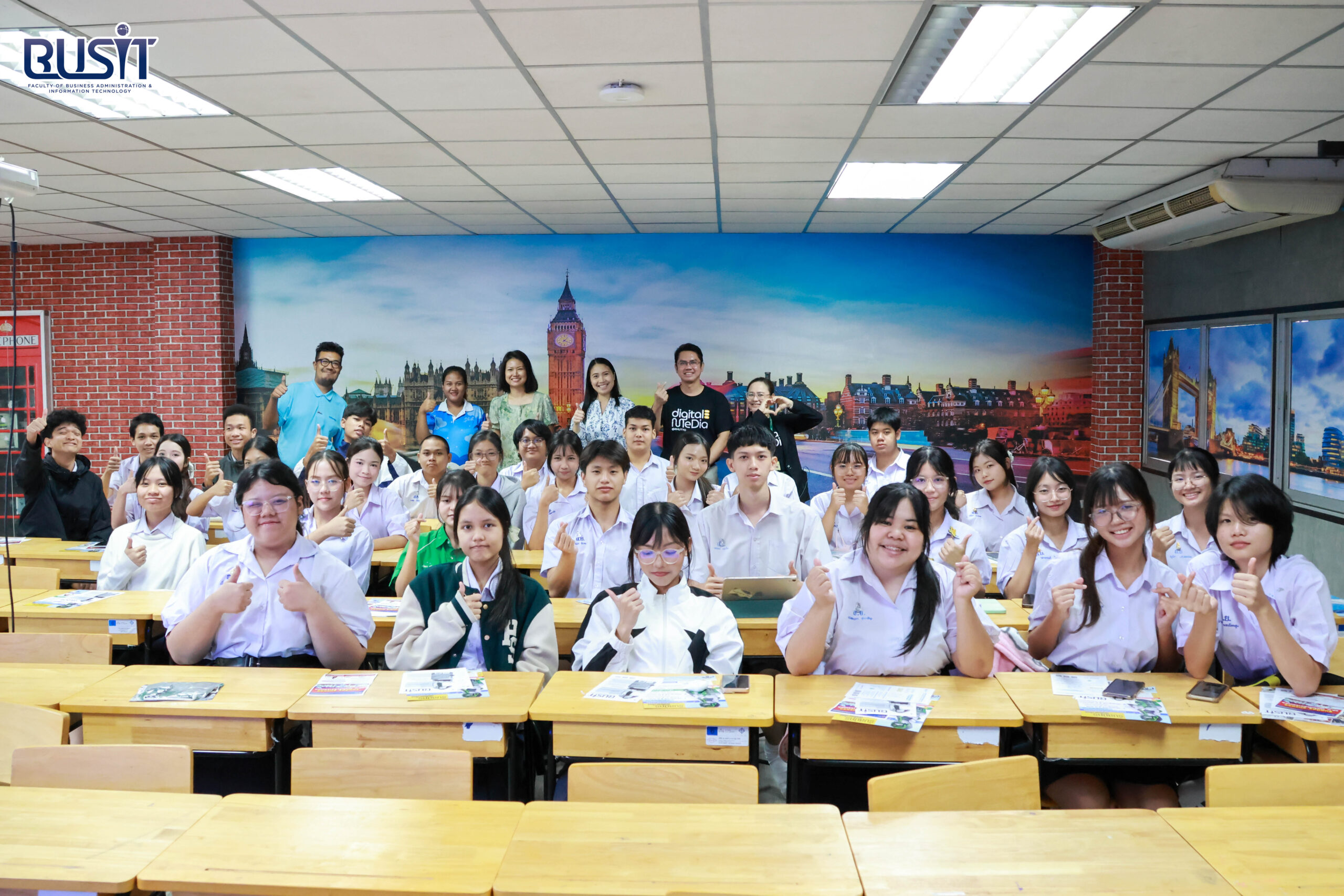 แนะแนวการศึกษาต่อ ณ โรงเรียนสารวิทยา เขตจตุจักร กรุงเทพมหานคร