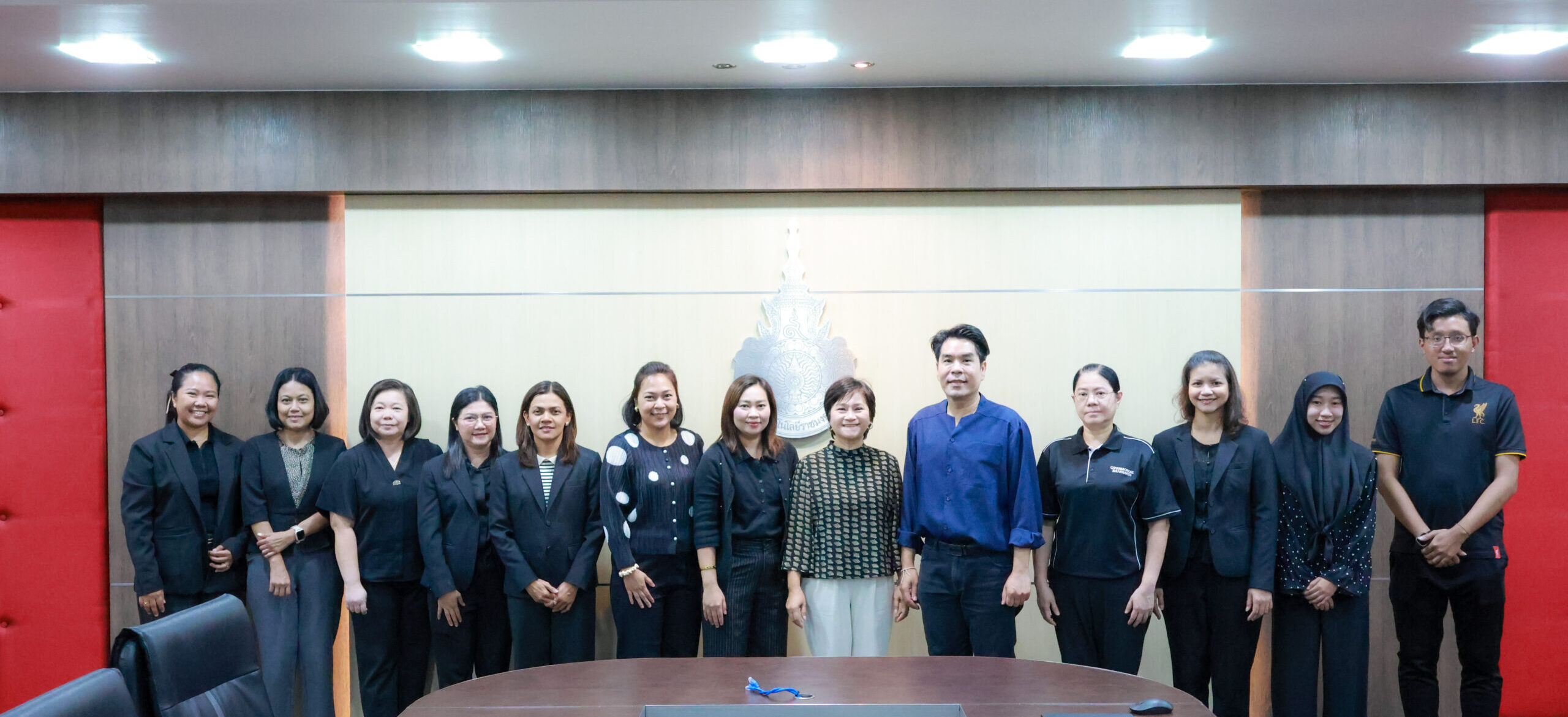 ประชุมการแลกเปลี่ยนเรียนรู้ การจัดการความรู้ (KM) ด้านการเรียนการสอน ประจำปีการศึกษา 2568 ครั้งที่ 1 วันจันทร์ที่ 8 ธันวาคม 2568 ณ ห้องประชุมภูวนารถ อาคาร 9 ชั้น 3 เขตพื้นที่จักรพงษภูวนารถ