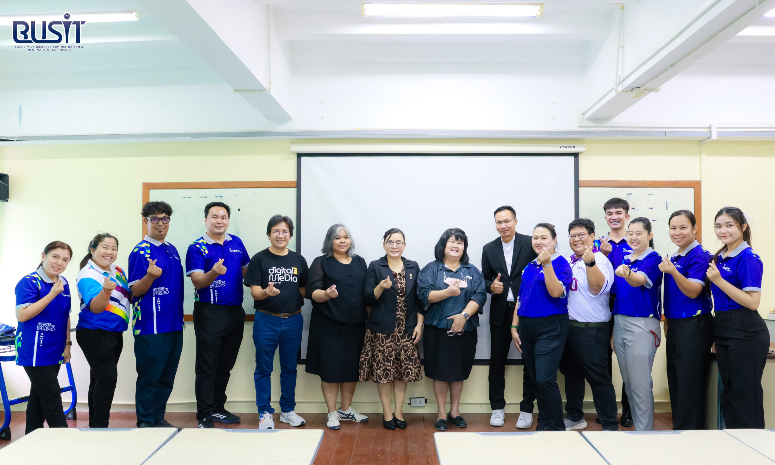 แนะแนวการศึกษาต่อในระดับปริญญาตรี โครงการจัดการศึกษาตามกลุ่มเป้าหมายเฉพาะ ร่วมกับวิทยาลัยเทคโนโลยีชลบุรี (Five’s Plus) วันอาทิตย์ที่ 15 กุมภาพันธ์ 2569 ณ วิทยาลัยเทคโนโลยีชลบุรี อ.เมือง จ.ชลบุรี