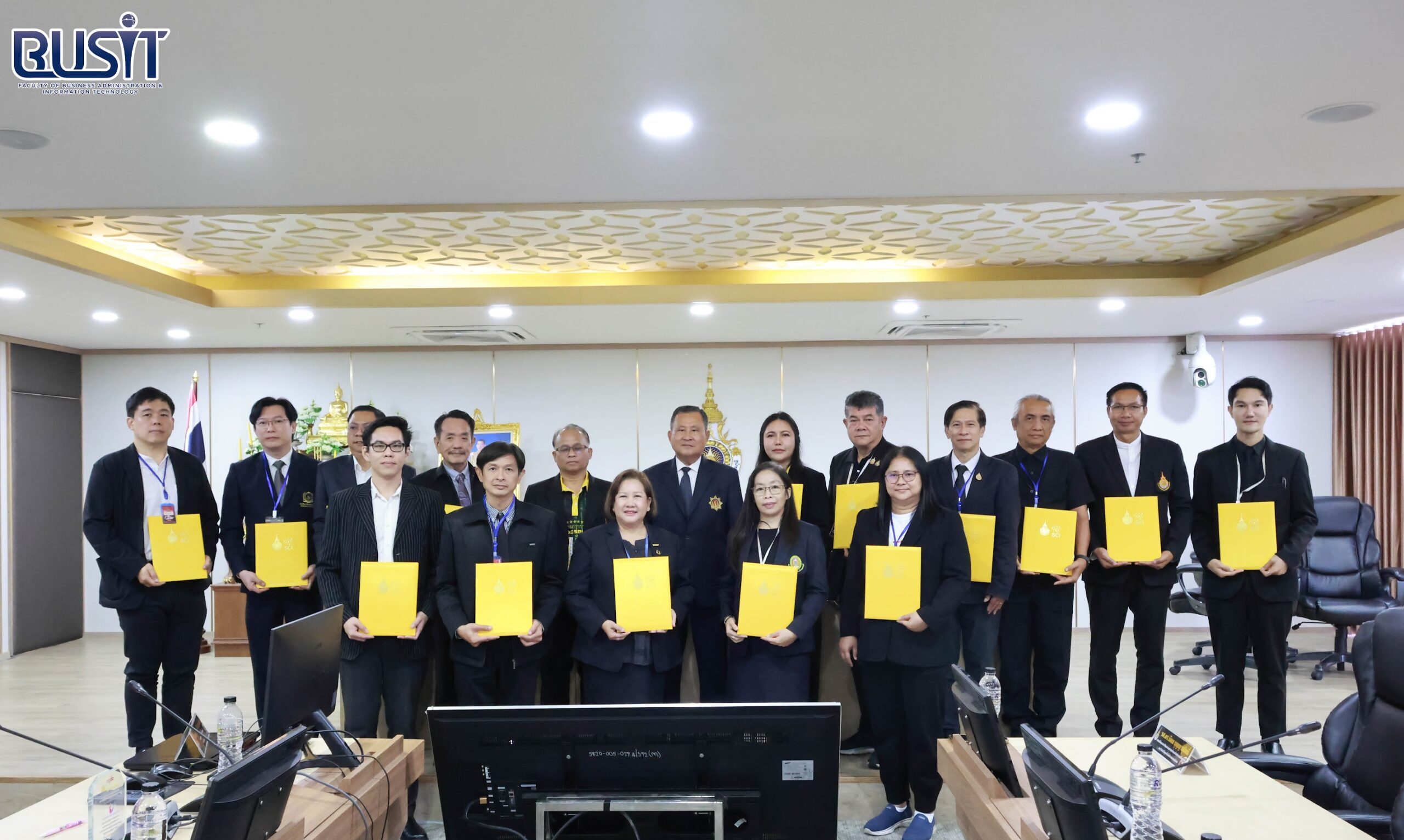 พิธีลงนามบันทึกความร่วมมือทางวิชาการ (MOU) ระหว่าง มหาวิทยาลัยเทคโนโลยีราชมงคลตะวันออก และมหาวิทยาลัยเทคโนโลยีราชมงคลสุวรรณภูมิ