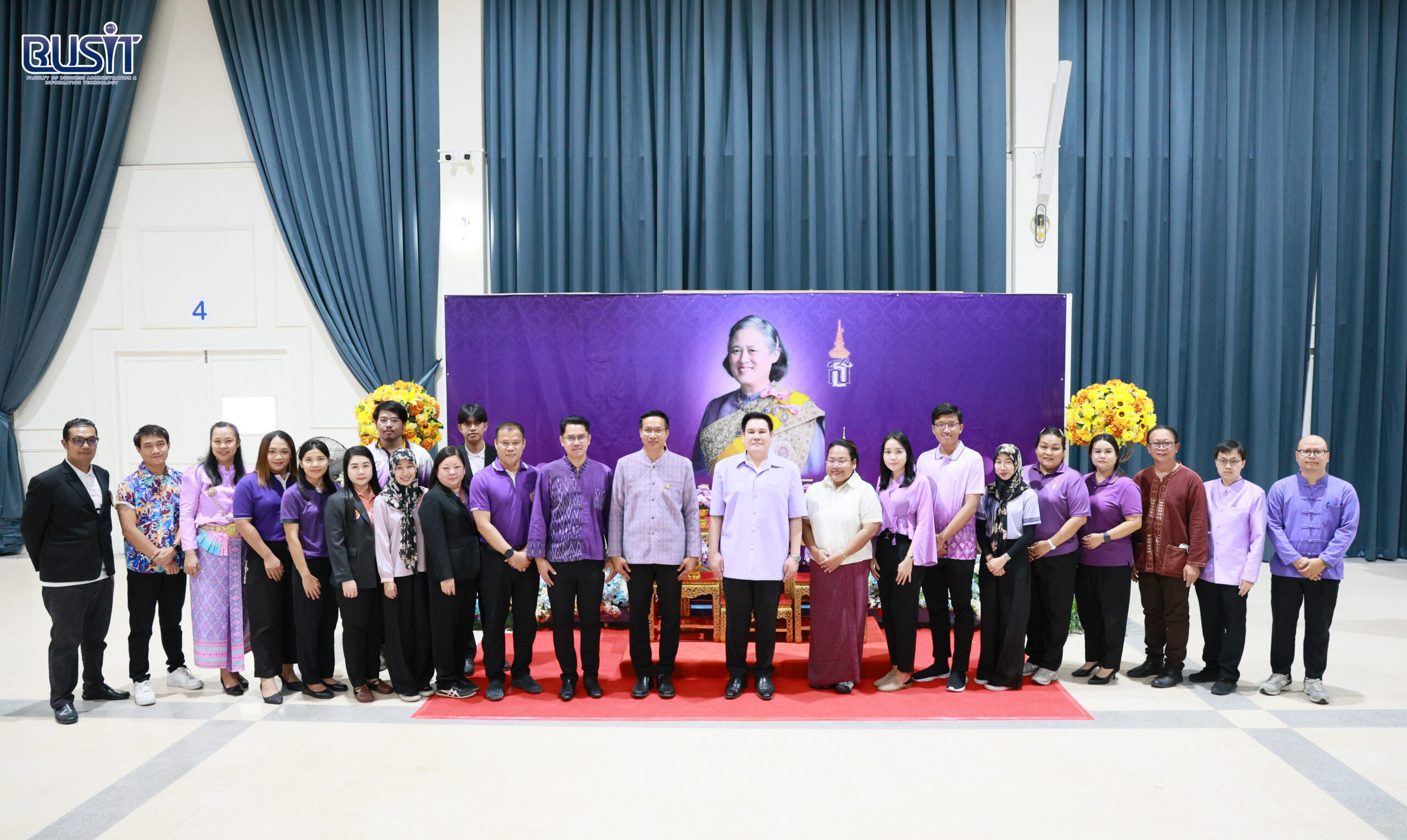 โครงการ “วันอนุรักษ์มรดกไทย ประจำปี 2569” และโครงการ “สืบสานประเพณีสงกรานต์ มทร.ตะวันออก” วันพฤหัสบดีที่ 2 เมษายน 2569 ณ หอประชุมมังคลอุบล มหาวิทยาลัยเทคโนโลยีราชมงคลตะวันออก จังหวัดชลบุรี