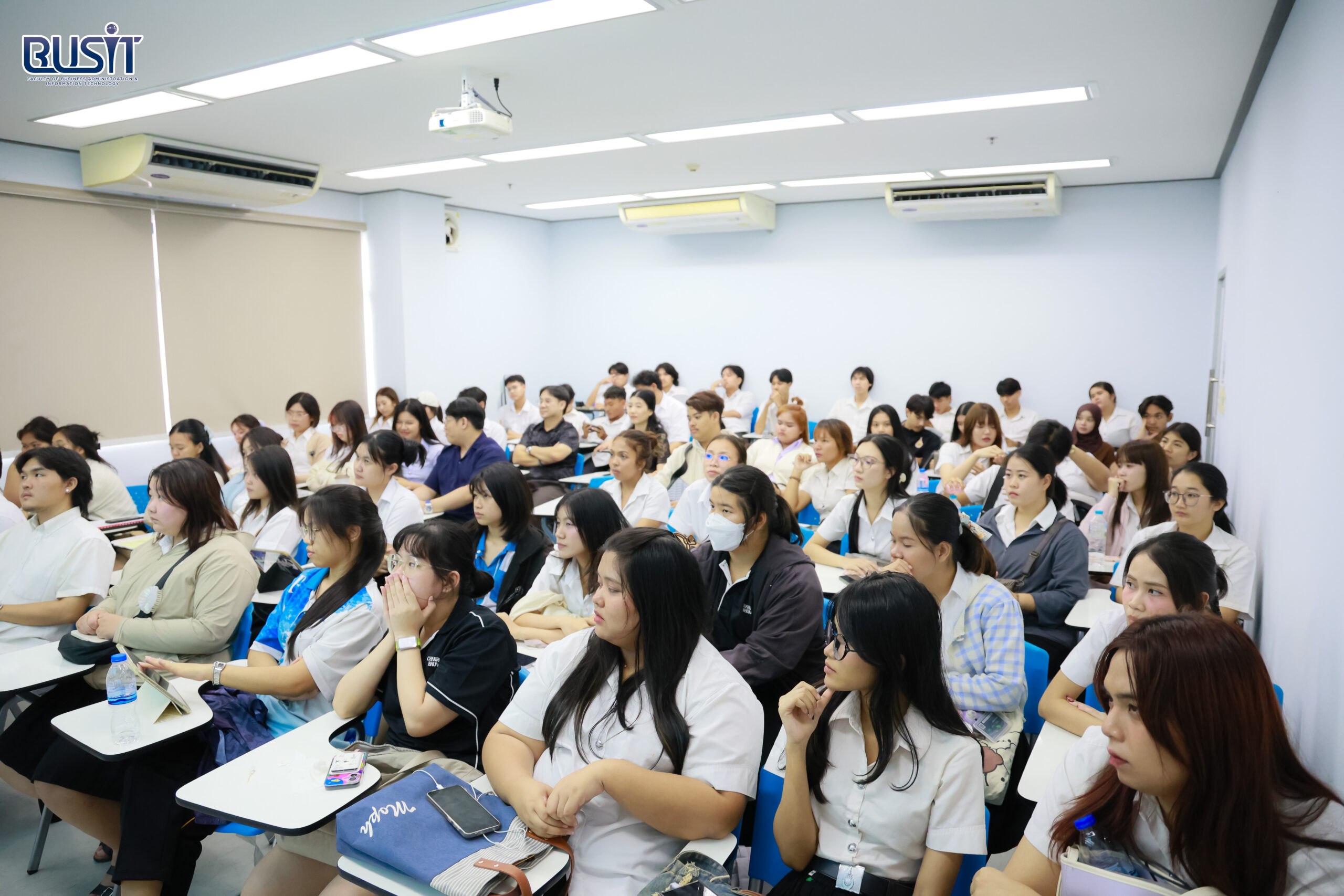 บรรยายการเตรียมความพร้อมสหกิจศึกษาและการฝึกงาน หัวข้อ “เอกสารงานสหกิจศึกษา” วันอังคารที่ 14 กรกฎาคม 2569 ณ ห้องเรียน 6211 อาคาร 6 ชั้น 2 เขตพื้นที่จักรพงษภูวนารถ